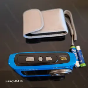 Kompaktkamera  mit display vorne + hinten - maginon inkl. batterien und tasche Bild 4