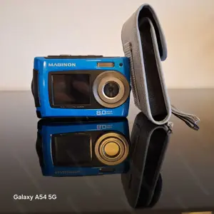Kompaktkamera  mit display vorne + hinten - maginon inkl. batterien und tasche Bild 5