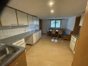 Charmante Wohnung in Altbau zu vermieten Bild 2
