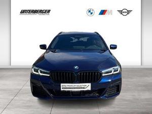 BMW 530e xDrive Touring Aut. // M Sportpaket // Anhängerkupplung // Komfortzugang // Panorama-Glasda Bild 2