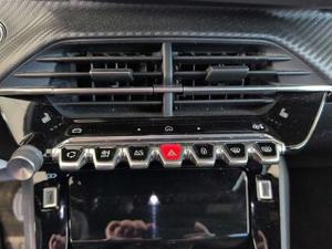 Peugeot 2008 Bild 15