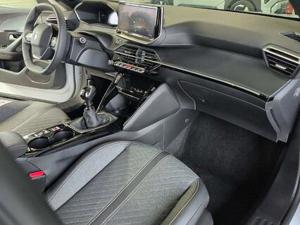 Peugeot 2008 Bild 16