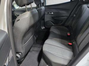Peugeot 2008 Bild 7