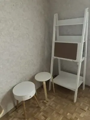 Stehregal f. Schlafzimmer etc.