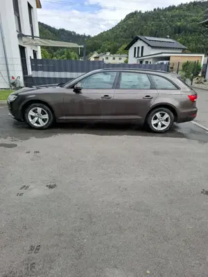 Audi A4 Avant Quattro Bild 3