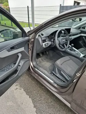 Audi A4 Avant Quattro Bild 8
