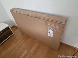 Samsung CU7000 Crystal UHD