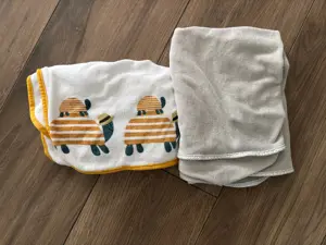 Wickelunterlage mit 2 Bezügen Bild 2