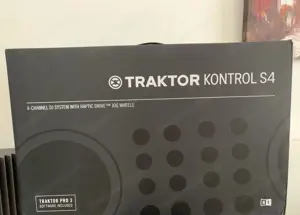 Native Instruments Traktor Control SC MKZ DJ-Controller Bild 2