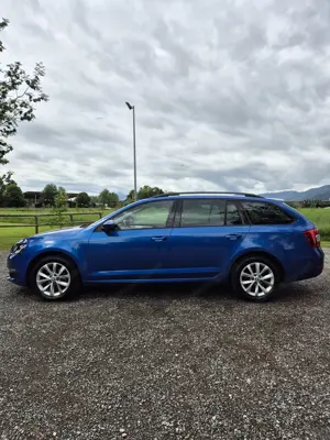 Skoda Octavia Style 1.6  Bild 3