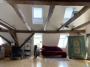 Traumhafte Dachgeschoßwohnung mit Dachterasse im Villenviertel von Dornbirn Bild 2