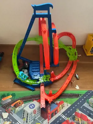 hot wheelsbahn