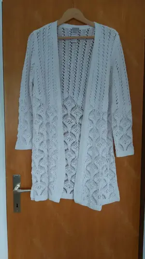 Sweater, Strickjacke, NEU, nie getragen