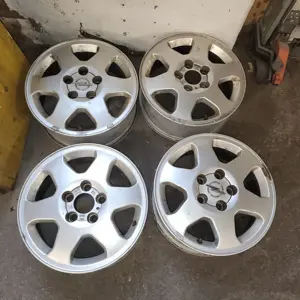 4  Opel Alus