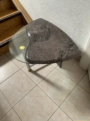 Verschenke 2 stück kleine tische