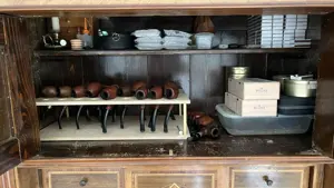 Antiker Wohnzimmerschrank Bild 8