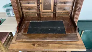 Antiker Wohnzimmerschrank Bild 9