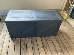 2 Stück Aufbewahrungsboxen Kunststoff, schwarz. Gebrauchspuren. Bild 2