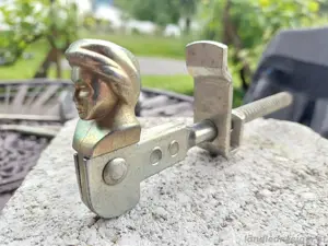 Original "Gadaladalella" Fensterladenhalter Bild 3