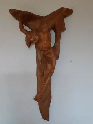 Holzkreuz "Corpus im Stamm" handgeschnitzt