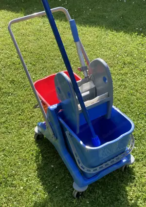 Putzwagen mit Presse - 2 Eimer je ca. 25 Liter Bild 2