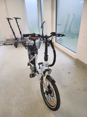 Bluewheel 20 klappbares E-Bike Bild 2