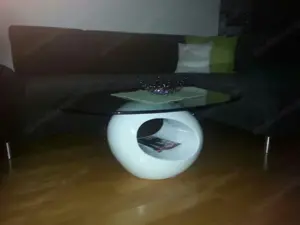 Couchtisch abzugeben