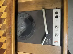 Musikschrank antik.  Bild 5