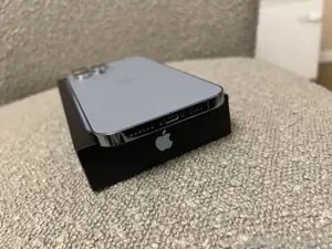 Apple iPhone 13 Pro Max 256GB Sierrablau Bild 2