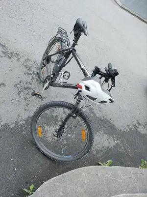 Mountainbike zu verkaufen   inkl. Zubehör Bild 3