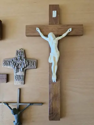 Kreuz mit Jesus Bild 3