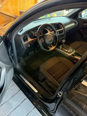 Audi A4 B8 Allrad Automatik Bild 7