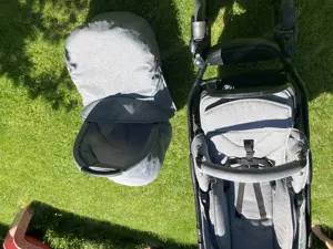Schnäppchen: moderner grauer Kinderwagen 
