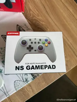 Nintendo Switch OLED Weiß  Bild 2