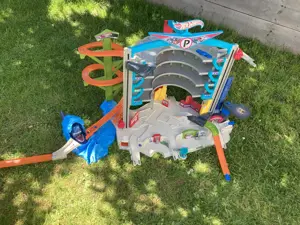 Hot Wheel Parkhaus Garage 