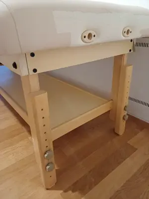Massageliege, Massagetisch, Massagebank Bild 3
