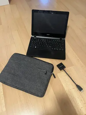 Acer TravelMate B115 inkl. Zubehör