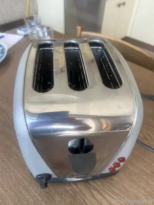 3er Toaster  Bild 2