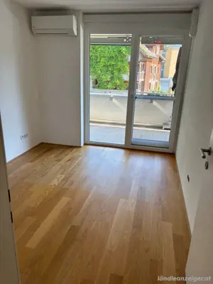Schöne neuwertige 3 Zimmer Wohnung in Gisingen - klimatisiert, 75m2- ohne Provision von privat! Bild 8