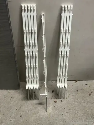 120xKunstoffpfähle 86cm