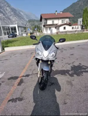 Cbr600f NEUES Pickerl  Bild 2