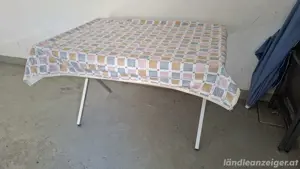 Campingtisch