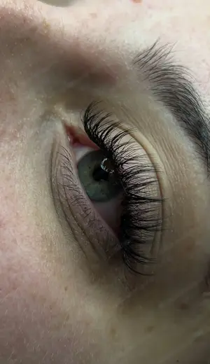 Wimpernverlängerung Bild 7