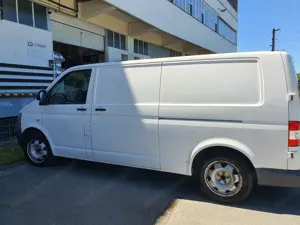 VW-Bus -Transporter Bild 4
