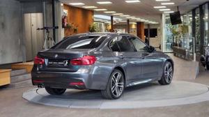 BMW 320 Bild 10
