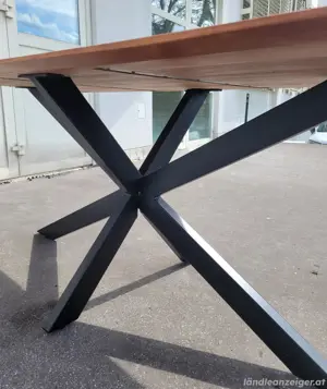 Massivholz Esstisch Akazie 180cm x 90cm. Bild 4
