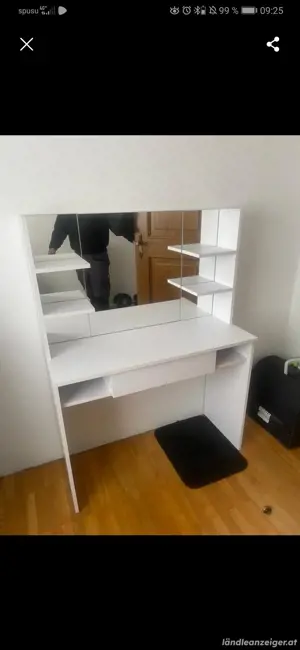 Schminktisch