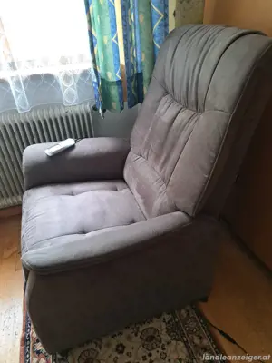 Fernsehsessel mit Aufstehhilfe
