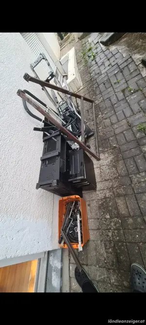 Verschenke Metallschrott