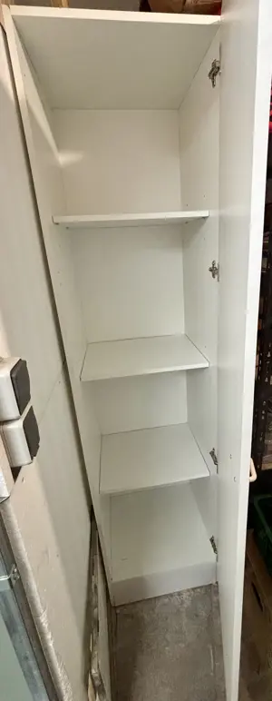 Weißer Kasten zu verschenken  Bild 2